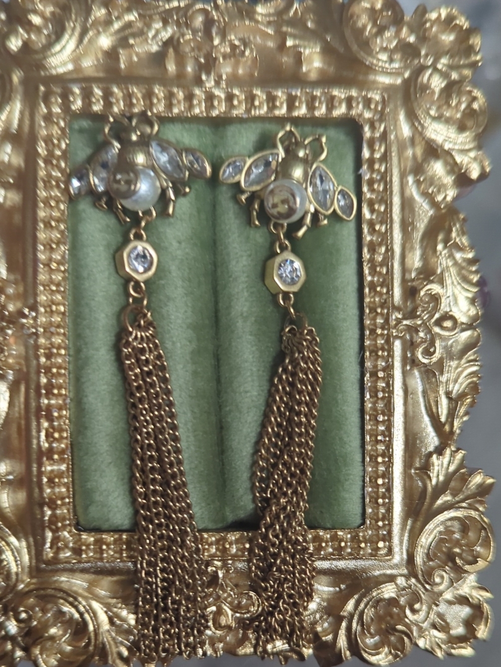 New-Gold Bee Tassel Drop Earrings - Elegant Women's Jewelry